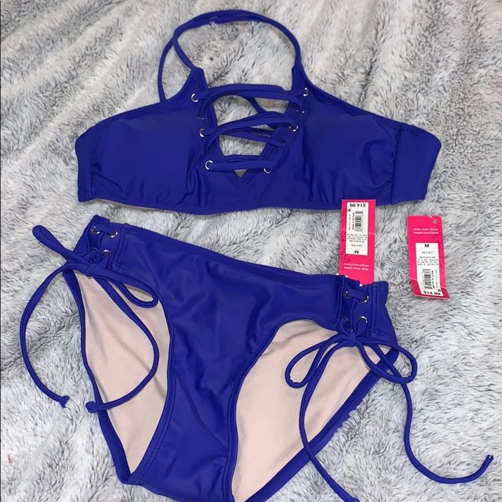 Bikini Set - Picture 3 of 6